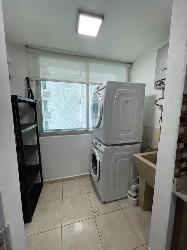 ALQUILER APARTAMENTO AMOBLADO CERCA DEL PARQUE OMAR
