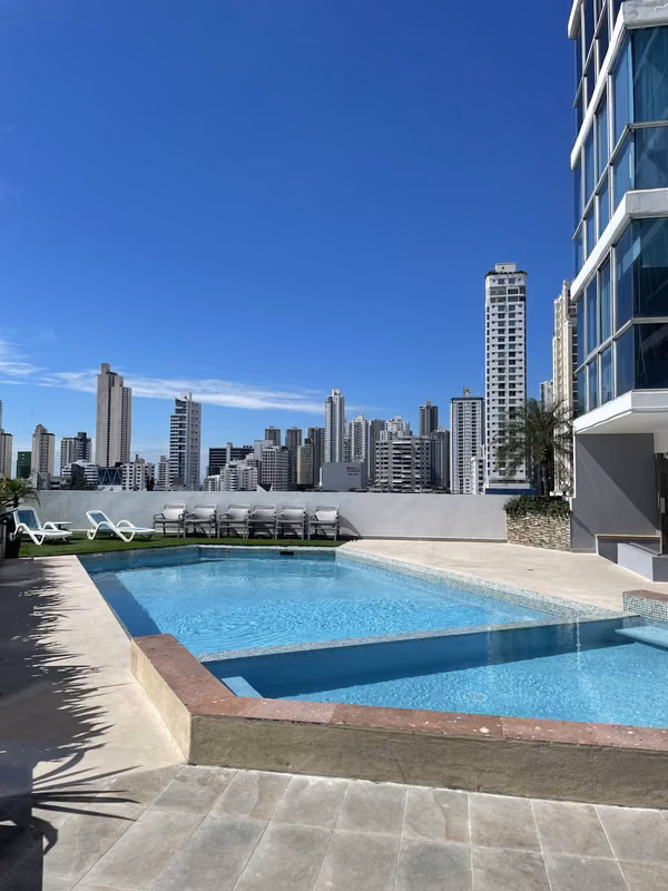 ALQUILER APARTAMENTO AMOBLADO CERCA DEL PARQUE OMAR