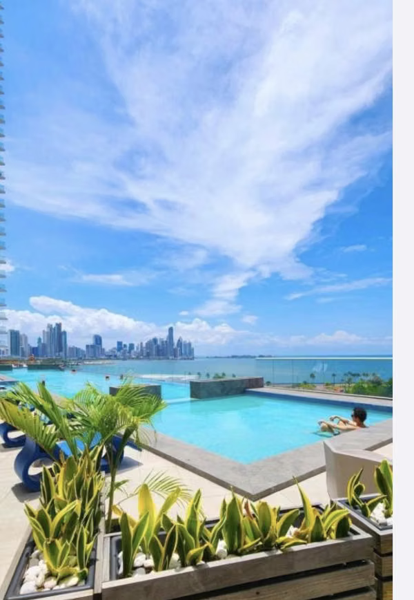 Luxury Apartment for Sale - 124; The Sands Apartments & amp; Mall - Avenida Balboa