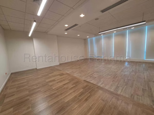 Office for Rent Costa del Este - YD