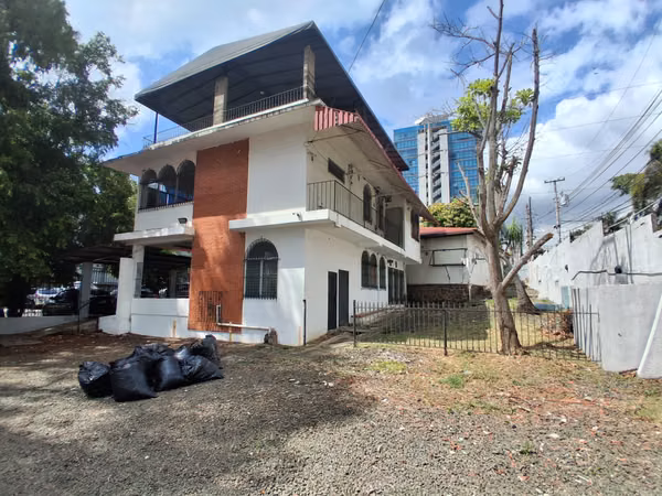 Casa Coco del Mar, 750mts, 4 despachos, $1,800,000 neg
