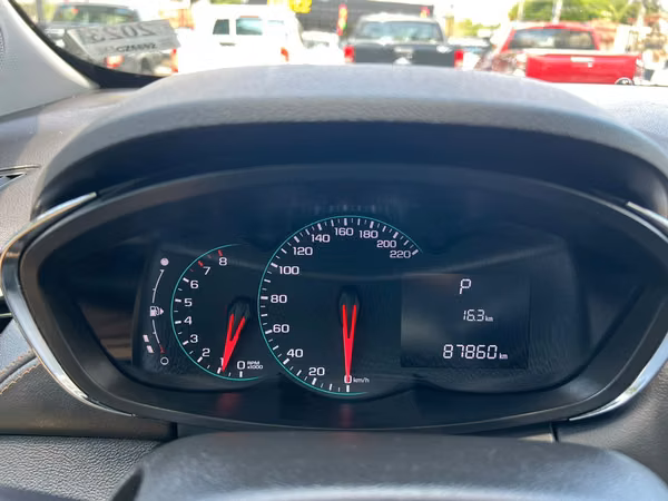 CHEVROLET TRAX LT SUPER AUTOS ACEPTAMOS TRADE IN
