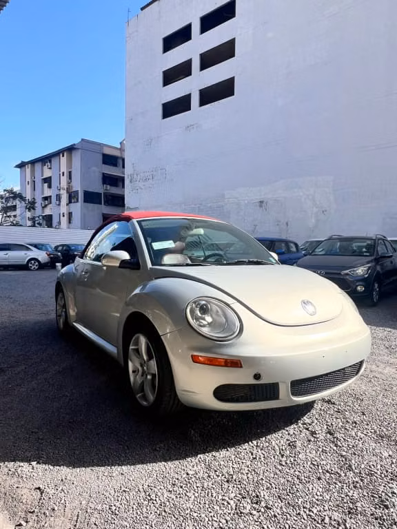 Volkswagen New Beetle