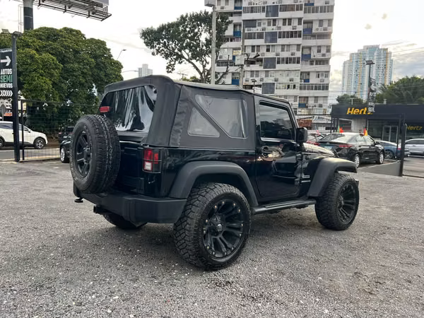 JEEP WRANGLER  SUPER AUTOS ACEPTAMOS TRADE IN