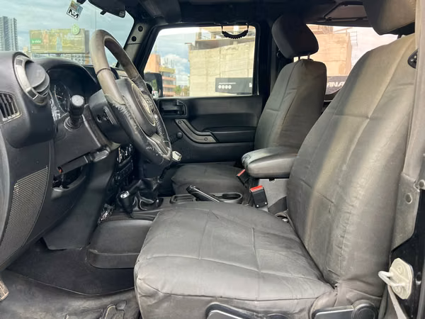 JEEP WRANGLER  SUPER AUTOS ACEPTAMOS TRADE IN
