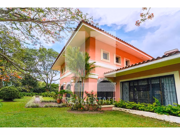 Se Vende Casa en El Valle de Anton
