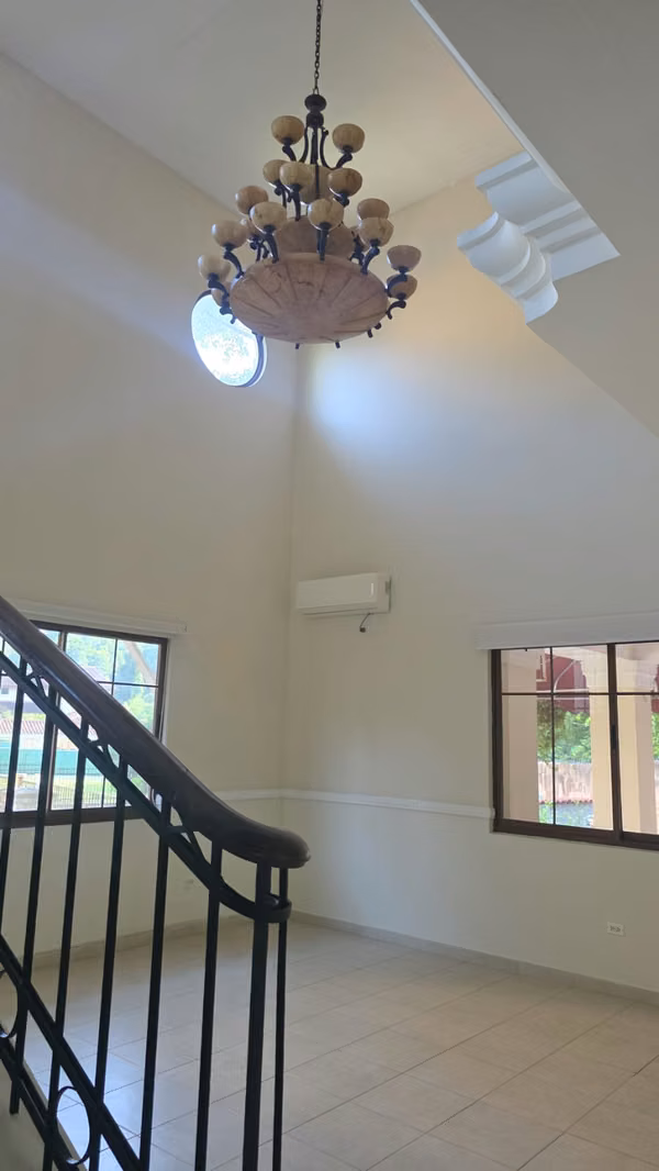Melissa Foster Luxury Rents Exclusive Home in Camino de Cruces MFR