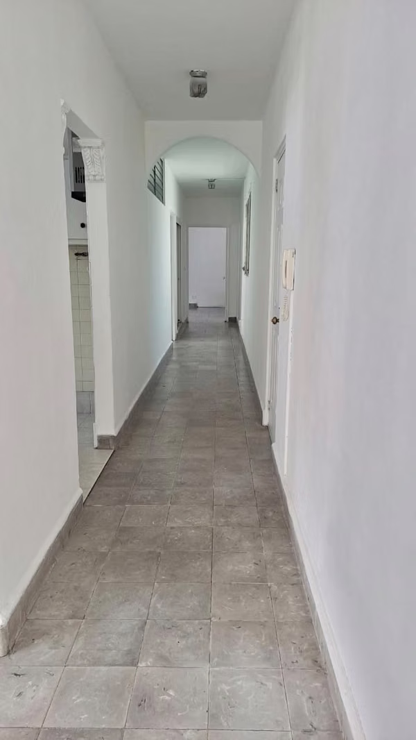 For Sale Confortable Apartment located in El Cangrejo