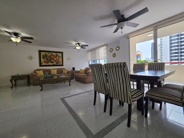 Apartamento en venta en el Cangrejo remodelado DEL CARIBE