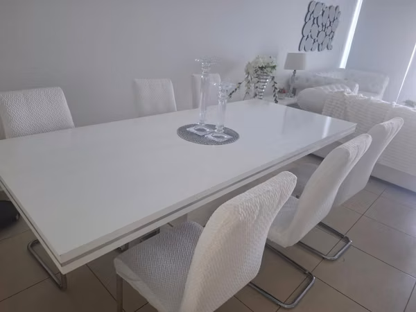 BUFETERA, COMEDOR, SALA , GAVETEROS , LAMPARAS Y MAS