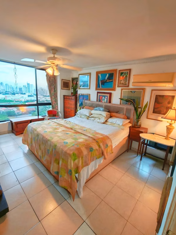 Arrecife. 130mts 2r 2b cbe 1est $195,000.00
