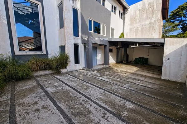 FOR SALE 371 M² HOME IN ALBROOK | 4 BEDROOMS | 391 M² LOT