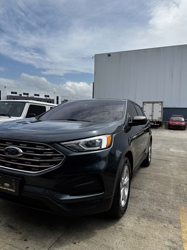 Ford EDGE SE Stone Blue Metallic **NEGOCIABLE**