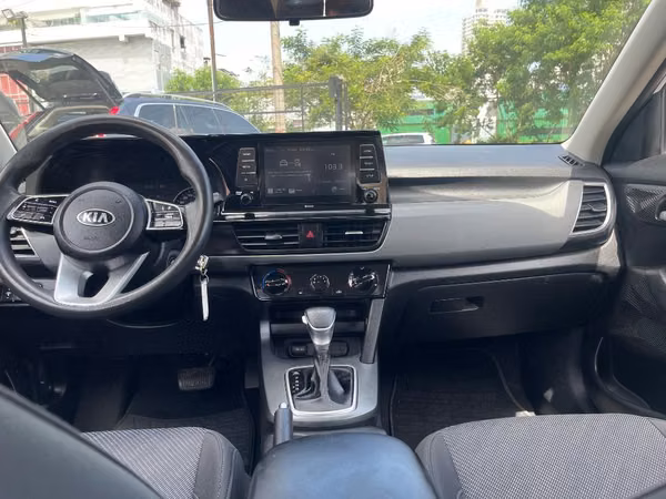 KIA SELTOS 2022 AUTOMATICO