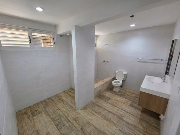 EL CARMEN ALQUILO RESIDENCIA ZONIFICACION COMERCIAL