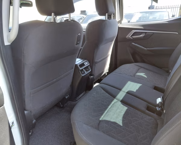 2026 Isuzu D-Max 3.0 TD - solo 12,003 km - impecable