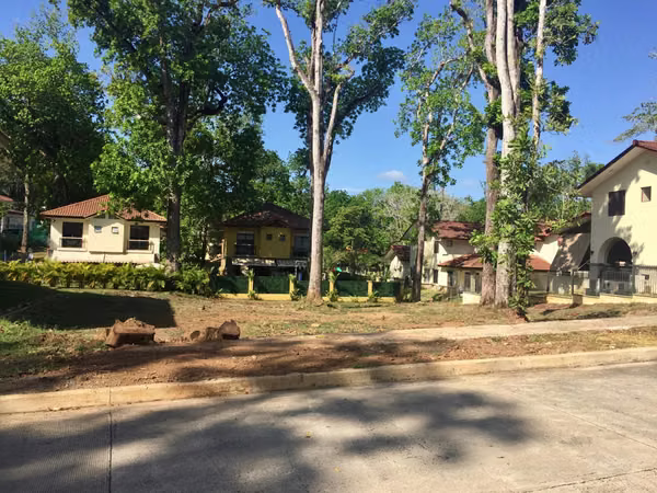 Terreno en Venta en Clayton SYH