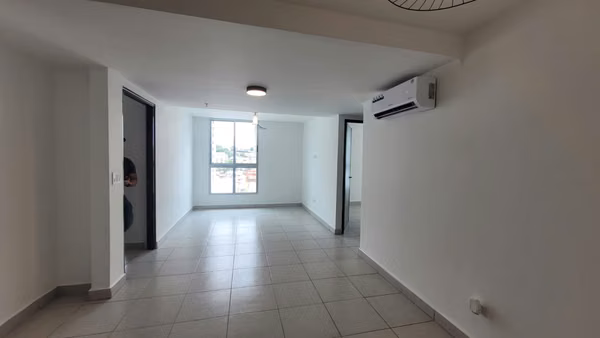Exclusive Apartment in a Premium Building, Via España! VY