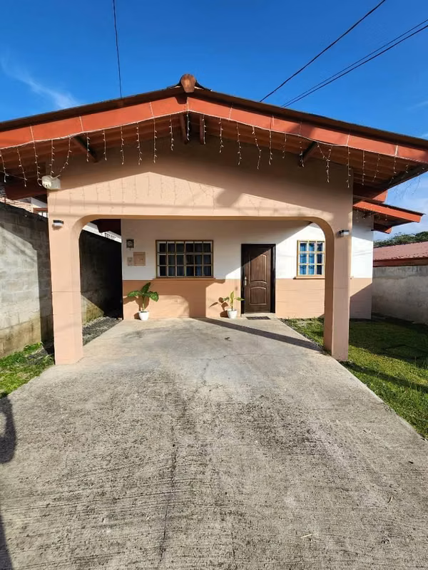 Se Alquila / Se Vende Casa Ciudad San Lorenzo