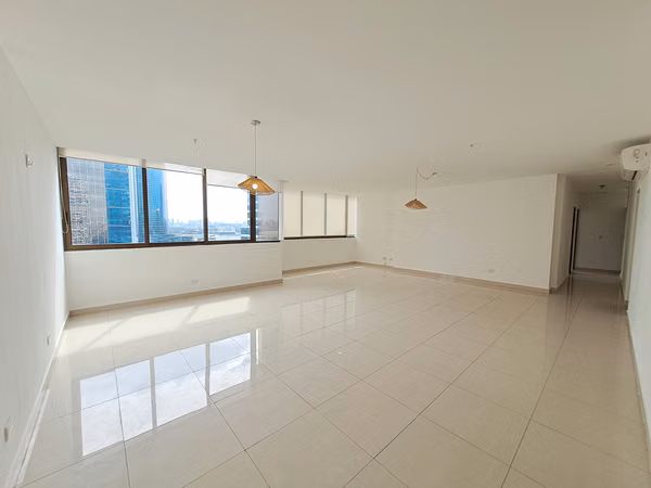 Apartamento en venta en costa del este PH brisa marina