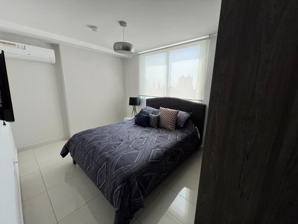 Se vende Apartamento en Midpark, Carrasquilla
