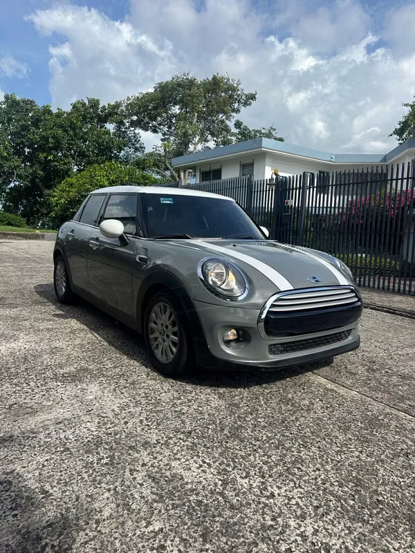 MINI COOPER 2015 4 PUERTAS (56 MIL KM)