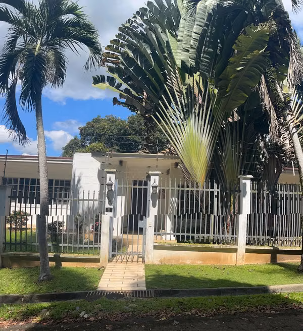 Below Appraisal Deal: Single-Family Home in Llanos de Curundú