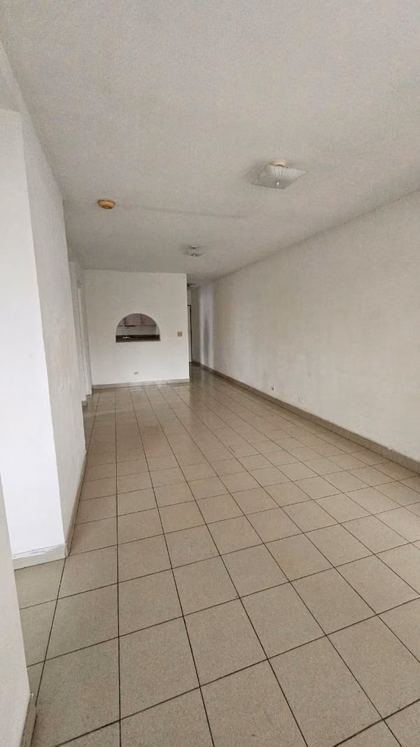 VENDO APARTAMENTO CON AMPLIO BALCON EN CAMINO REAL BETANIA!