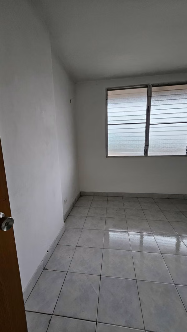 VENDO APARTAMENTO CON AMPLIO BALCON EN CAMINO REAL BETANIA!