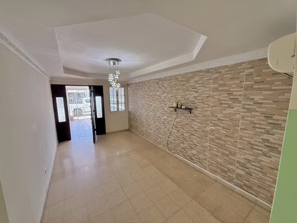 CASA EN ALQUILER – CHANIS, ALTOS DEL ROMERAL