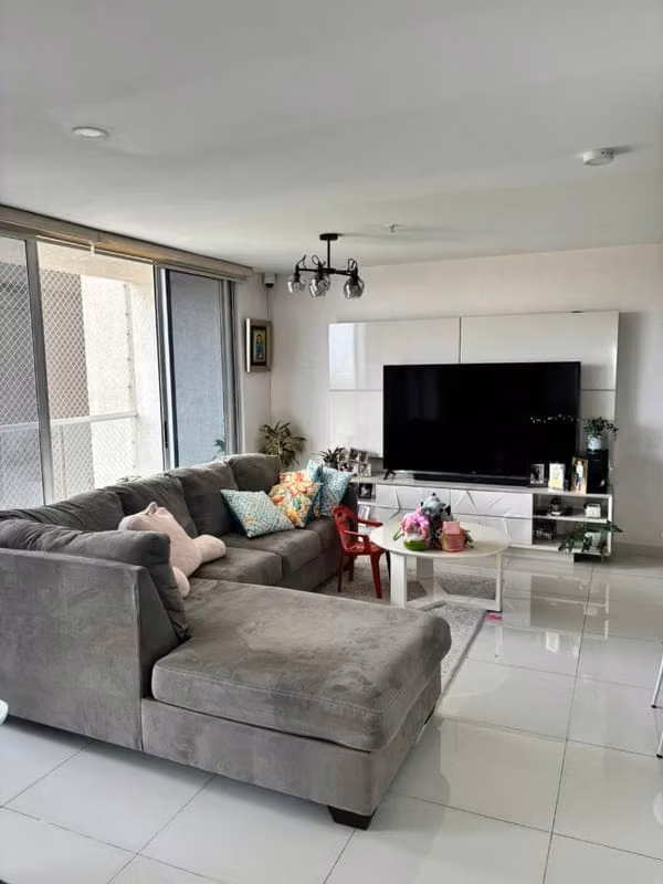 MT ALQUILO VILLA LUCRE LINEA BLANCA 3 REC 3.5 2 PARKING BAÑOS $1100 PH PORTOALEGRE