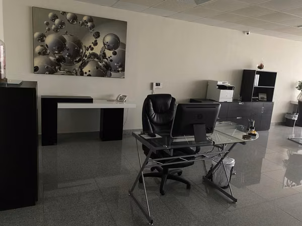 ALQUILO OFICINA PH BICSA FINANCIAL CENTER PISO ALTO  -P