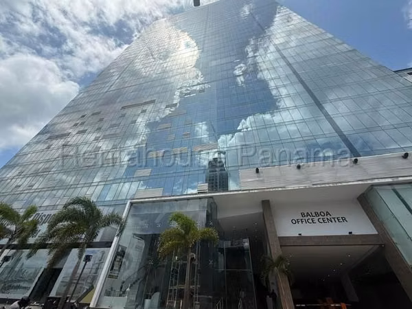 Se Alquila oficina en Avenida Balboa MDV27-1346
