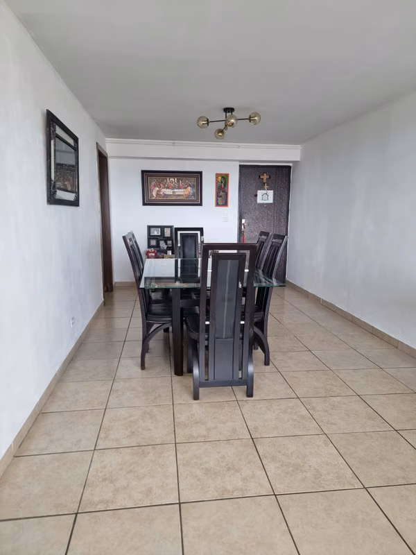 Victoria Hills. 98mts 3r 2b 1est $160,000.00