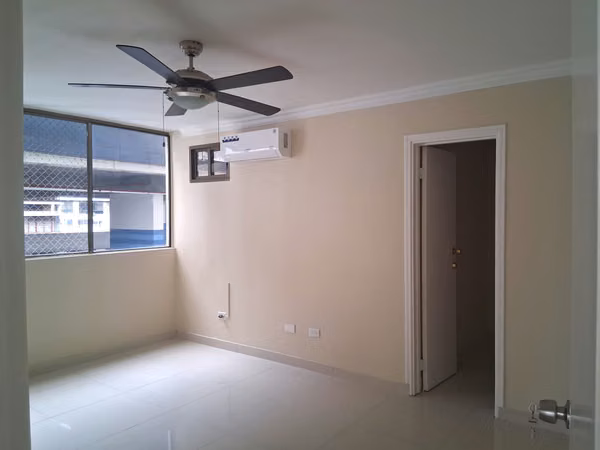 SE VENDE APARTAMENTO EN MARBELLA, BELLA VISTA
