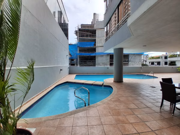 SE VENDE APARTAMENTO EN MARBELLA, BELLA VISTA
