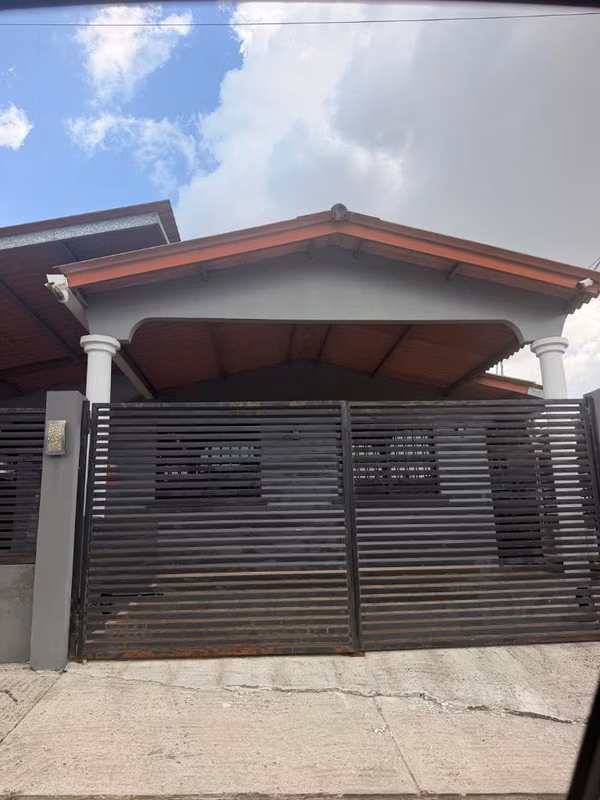 Remate de venta de Casa Unifamiliar Brisas del golf Las Terrazas