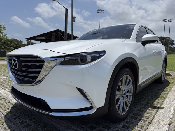 Mazda CX-9 Siganature AWD 2024 Full Extras 19,000 km