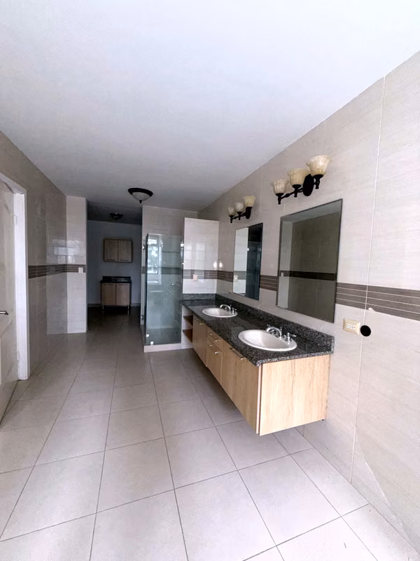 APARTMENT FOR SALE IN SAN FRANCISCO