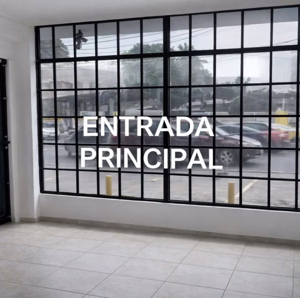 COMMERCIAL WAREHOUSE FOR SALE IN A PRIME LOCATION!
