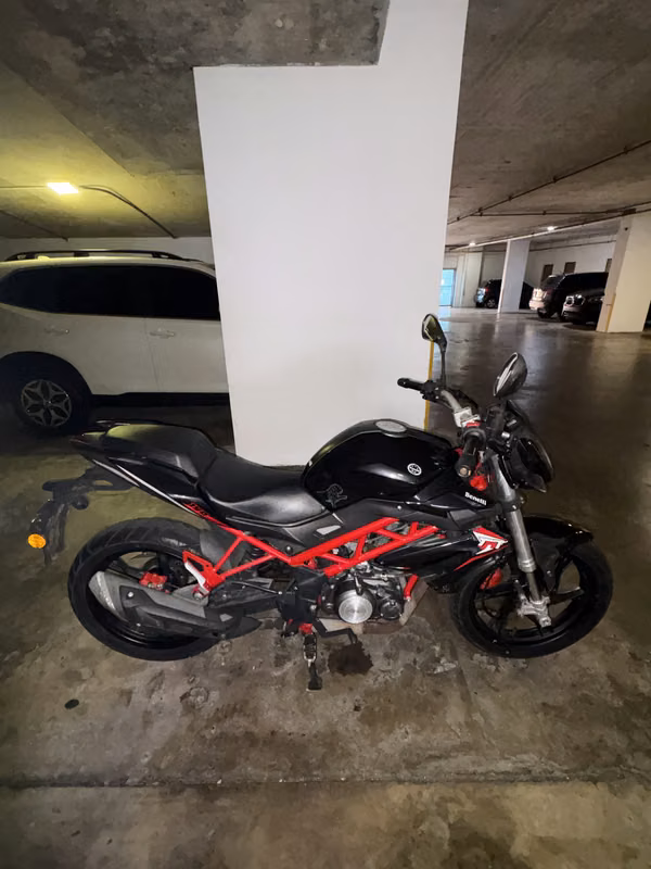 MOTO BENELLI TNT 150 CC