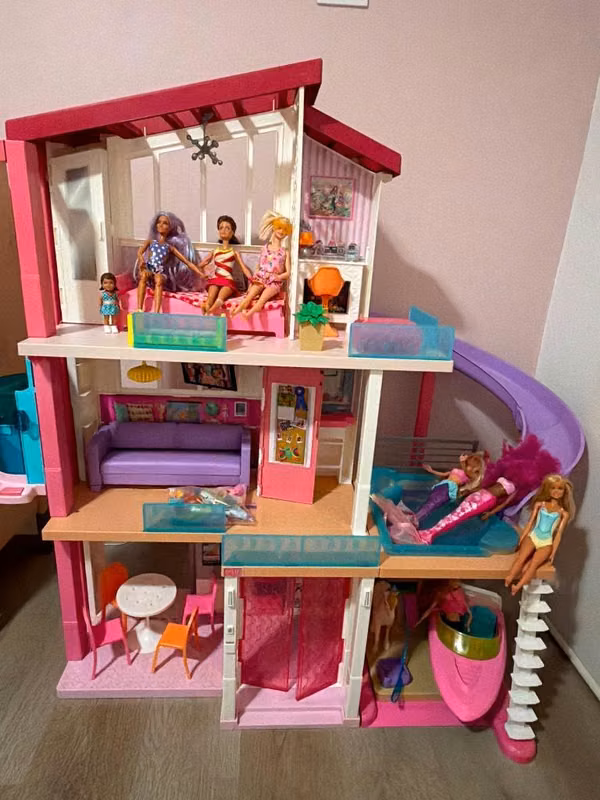 Casa de Barbie Dreamhouse
