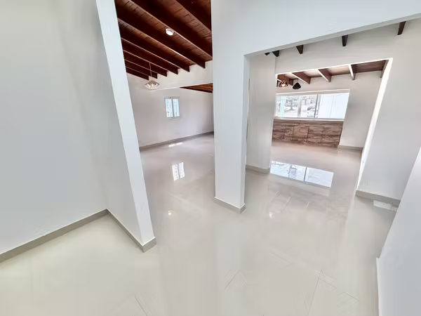 Alquila Oficina En Casa Comercial Cerca A Multi Plaza