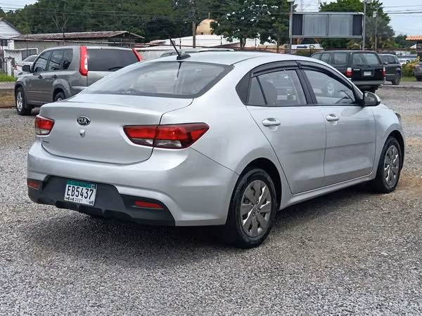 Kia Rio 2020 Automatico