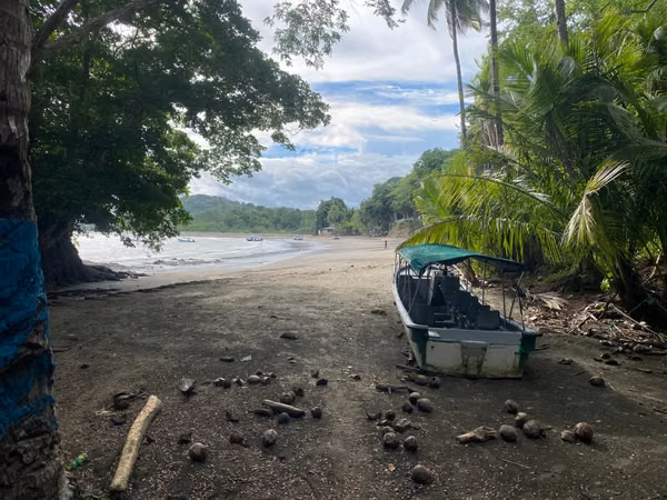 Propiedad de 3,919.5 m² en Venta en Santa Catalina, Veraguas – A Pasos de la Playa