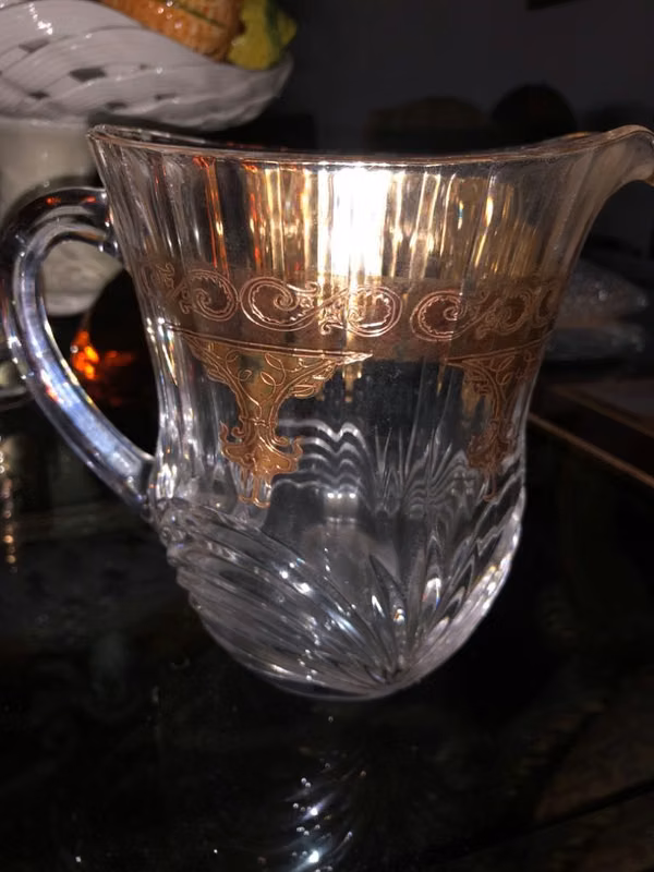 JARRA DE CRISTAL FRANCÉS PINTADO CON TINTA DE ORO