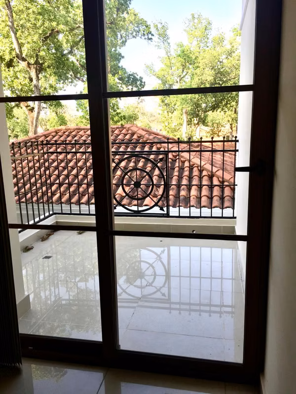 Se vende o alquila