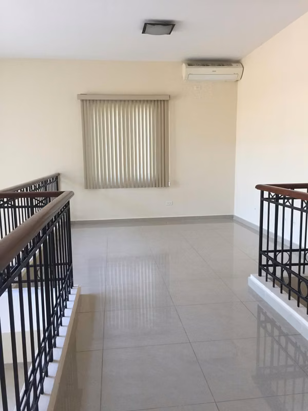 Se vende o alquila