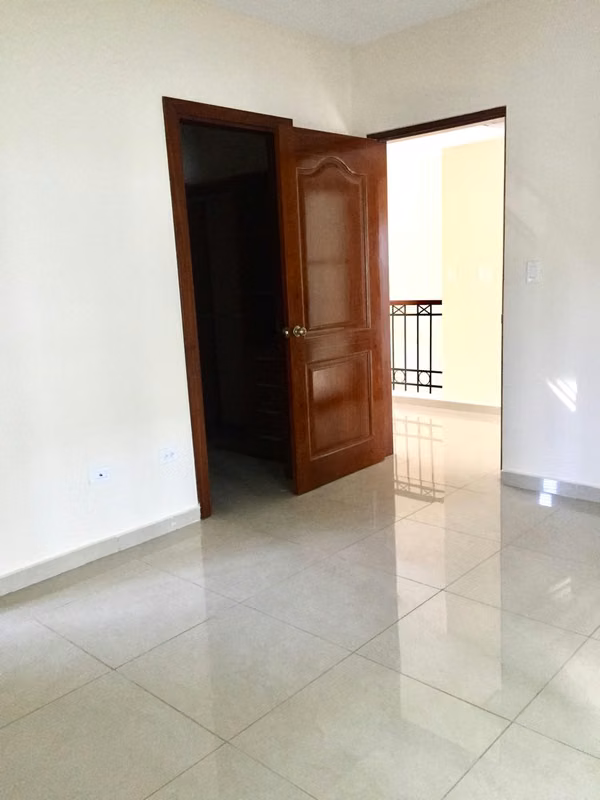 Se vende o alquila