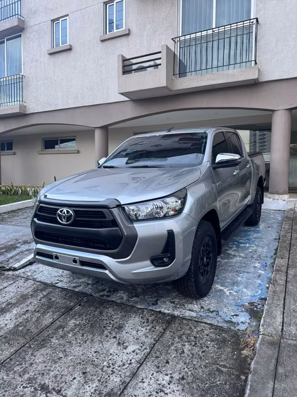 Hilux 2024 automático 2.4